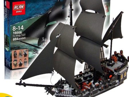 804pcs Battle Ship Pirates of the Caribbean Black Pearl Flagship 39009 Model Building Blocks Boy Toy Bricks Compatible With lego Online now